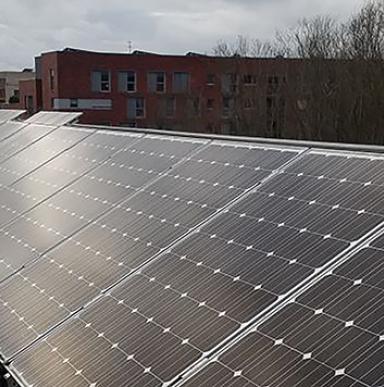 Panneaux photovoltaïques à Lille, quartier Bois blancs
